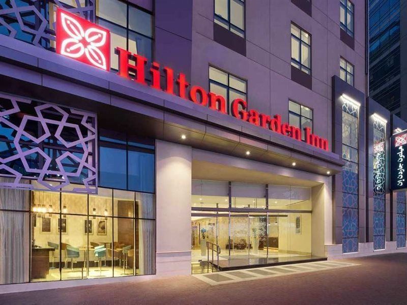 Hilton Garden Inn Dubai Al Muraqabat - Deira Exterior foto